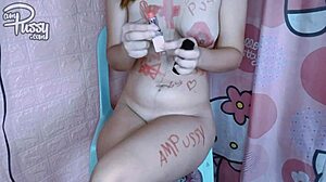 Навыки рисования тела голых азиатских девушек на дисплее